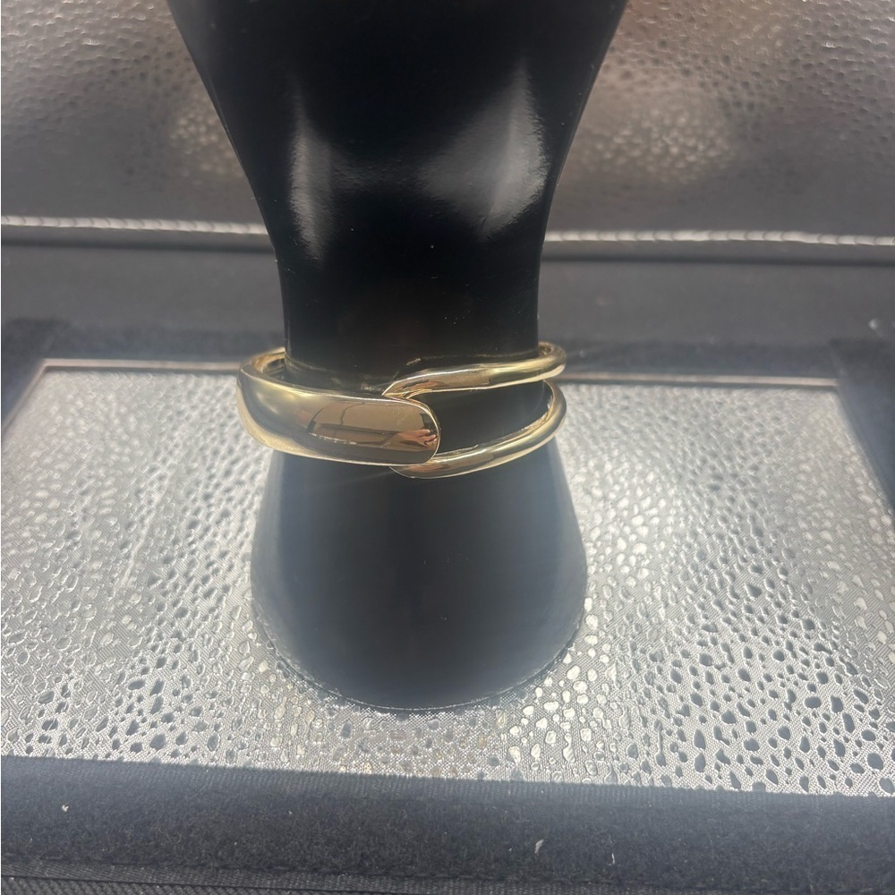 Gold-Tone Women's Bangle